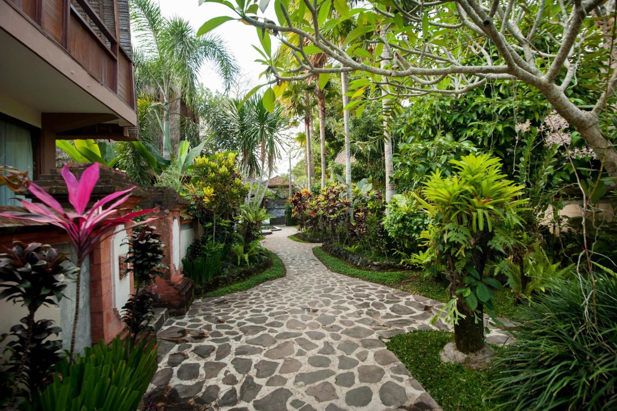 Beji Ubud Resort Room photo